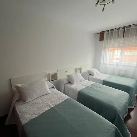 Apartamento Xacobe Grove, 120 Metros Totalmente Equipado, Luminoso, Centrico Y Con Plaza De Garaje O Grove Exterior photo
