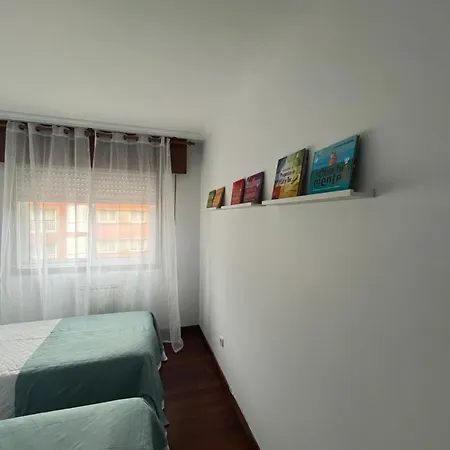 Apartamento Xacobe Grove, 120 Metros Totalmente Equipado, Luminoso, Centrico Y Con Plaza De Garaje O Grove Exterior photo