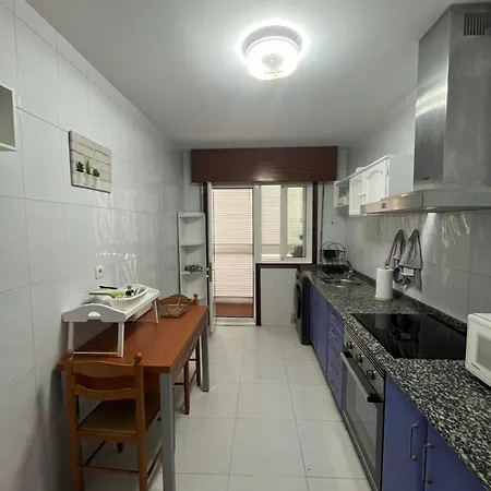 Apartamento Xacobe Grove, 120 Metros Totalmente Equipado, Luminoso, Centrico Y Con Plaza De Garaje O Grove Exterior photo