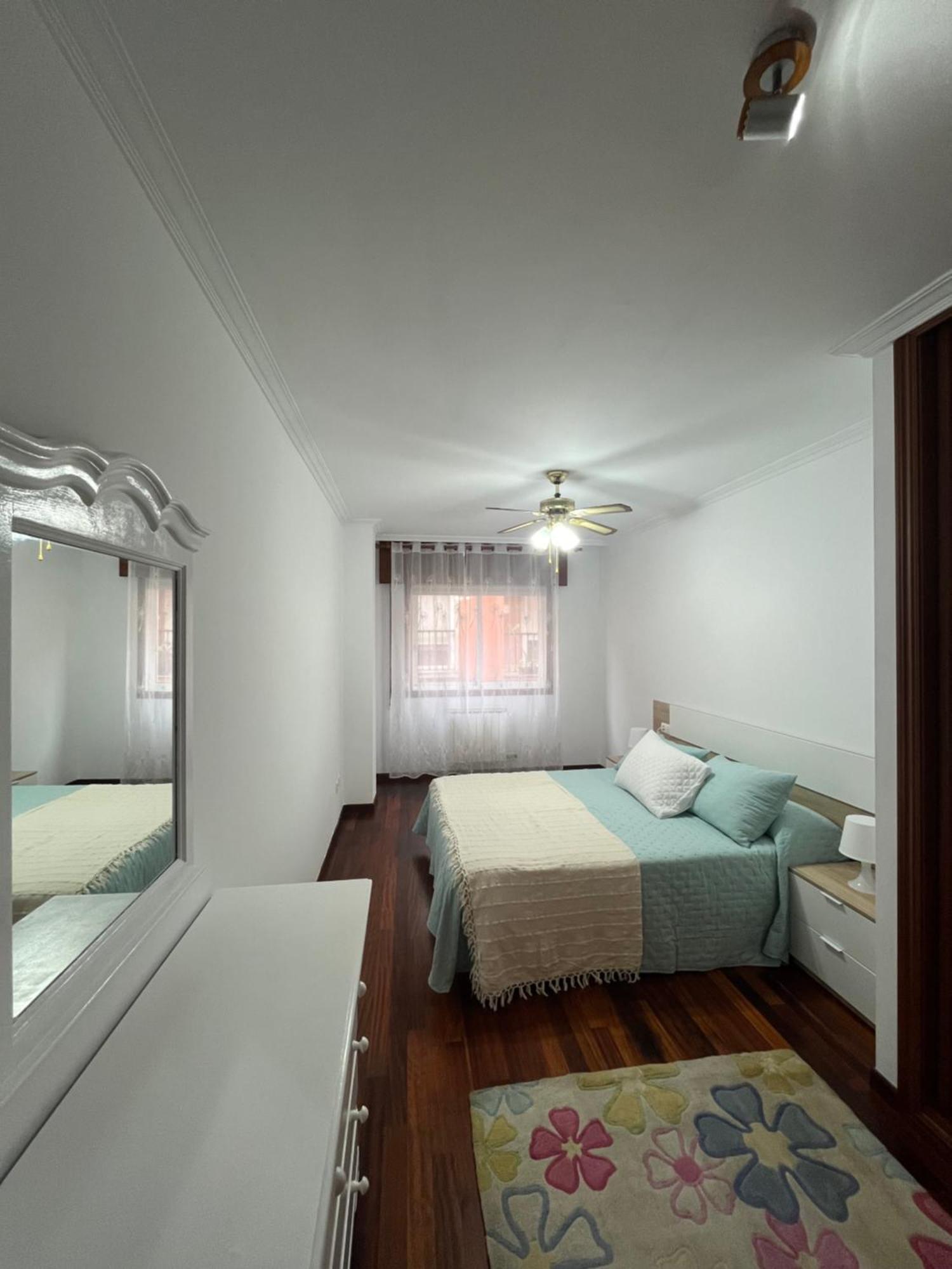 Xacobe Grove, 120 Metros Totalmente Equipado, Luminoso, Centrico Y Con Plaza De Garaje Apartment O Grove
